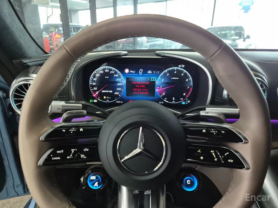 Mercedes-Benz SL-Class 2023 AMG SL63 4MATIC+