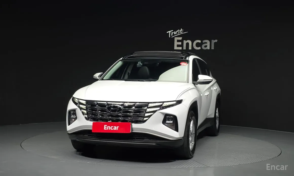 Photo 3 - Hyundai Tucson