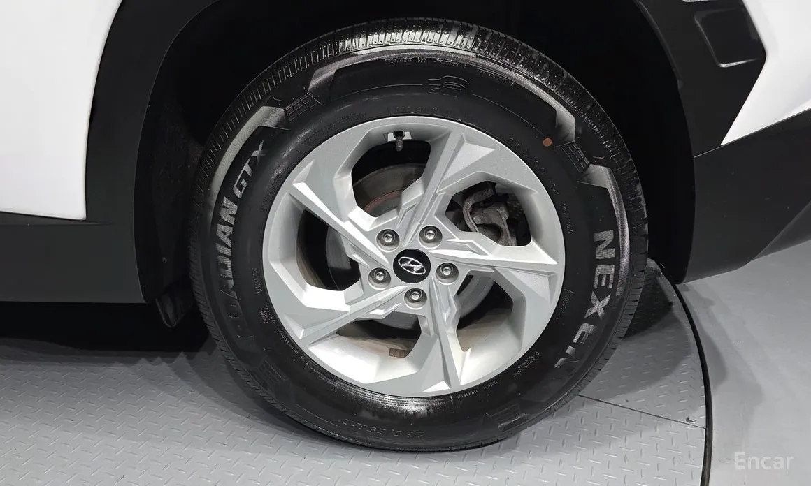 Photo 5 - Hyundai Tucson
