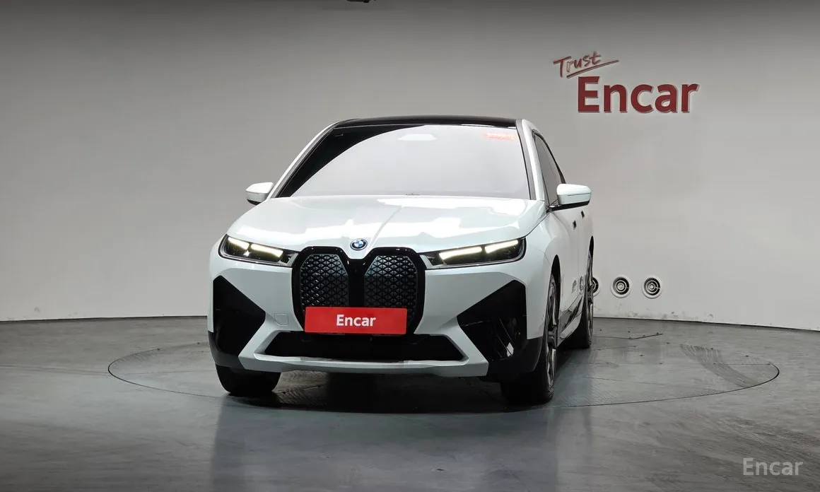 2021 BMW iX