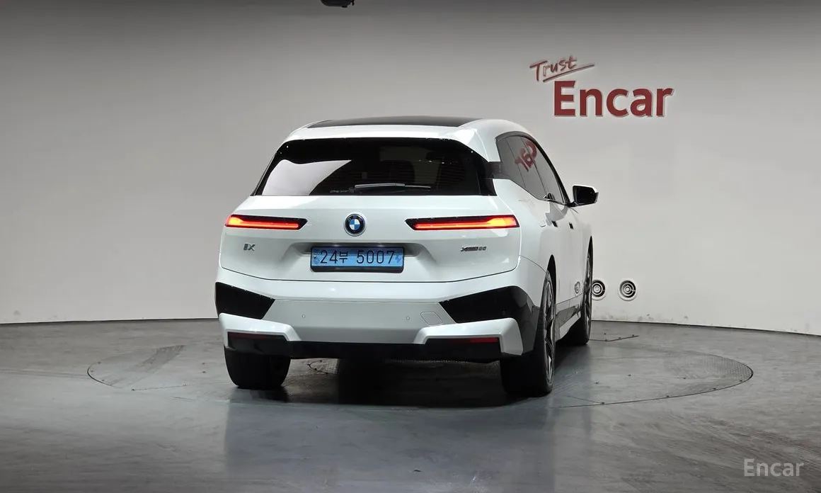 2021 BMW iX
