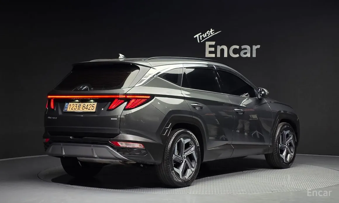 Фото 2 - Hyundai Tucson