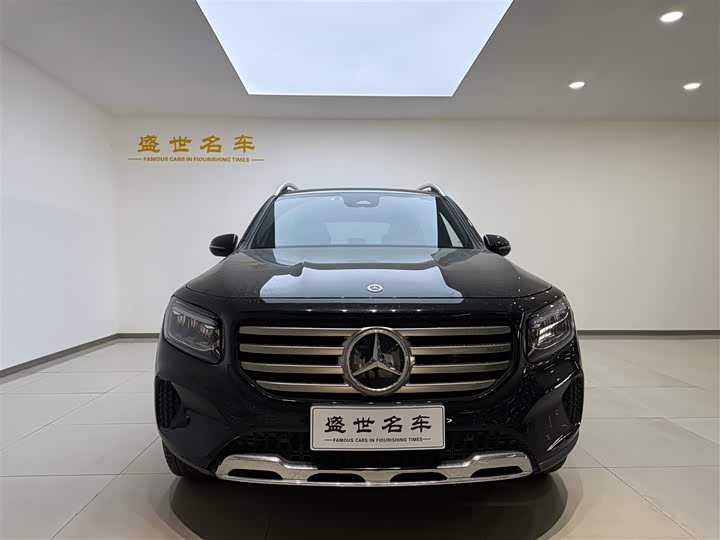Фото 2 - Mercedes-Benz GLB-Class