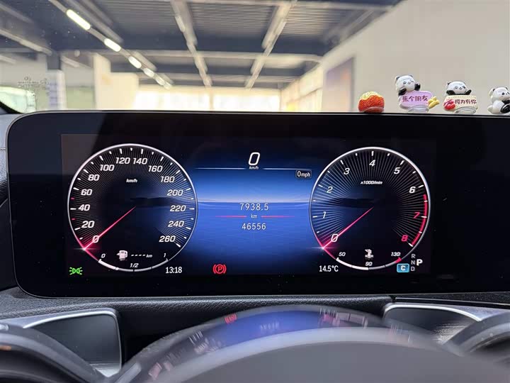 Фото 8 - Mercedes-Benz GLB-Class