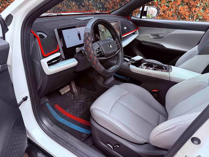 Changan UNI-T 2023 2023款 第二代 1.5T 尊贵型