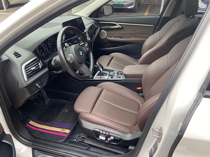 BMW 1 Series 2023 2023款 120i M运动曜夜版