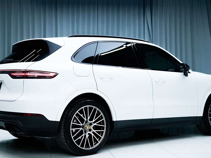 Zdjęcie 4 - Porsche Cayenne