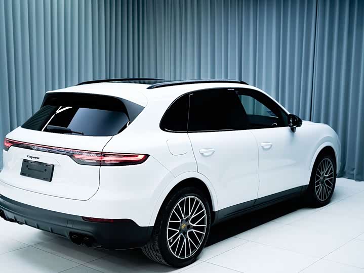 Zdjęcie 7 - Porsche Cayenne