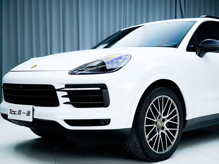 Zdjęcie 9 - Porsche Cayenne