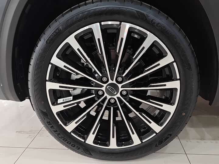 Geely Monjaro 2026 2026款 东方曜 2.0TD 自动揽星版