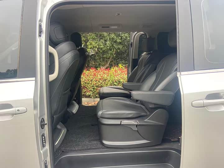 Maxus G20 2023 2023款 ES 2.0T 汽油自动超值版