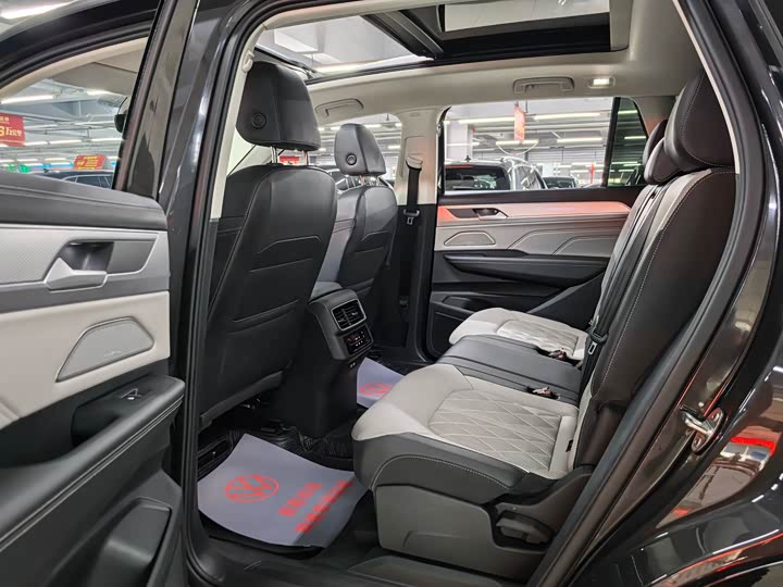 Volkswagen Tavendor 2023 2023款 380TSI 四驱R-Line首发版
