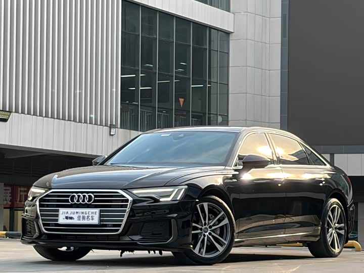 Photo 4 - Audi A6L