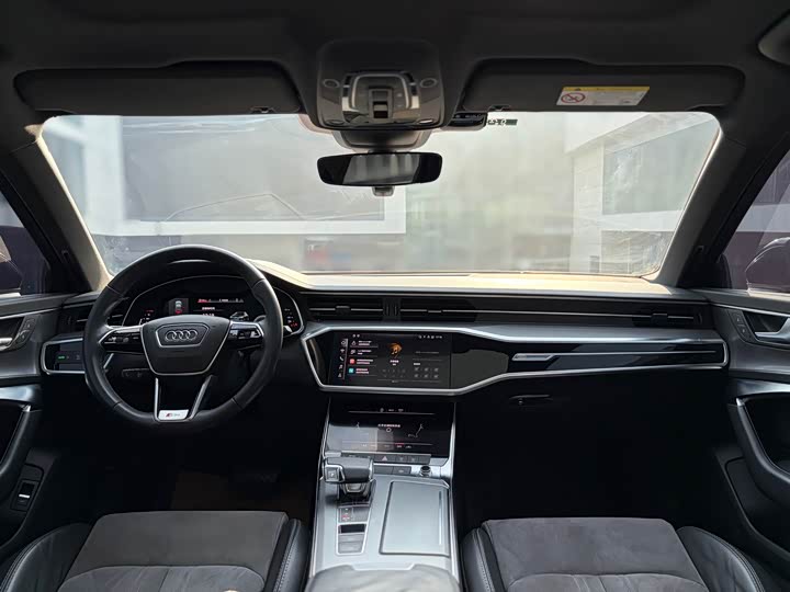 Photo 8 - Audi A6L
