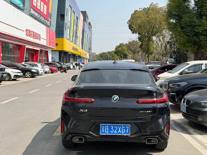 BMW X4 2022 2022款 xDrive 25i M运动套装