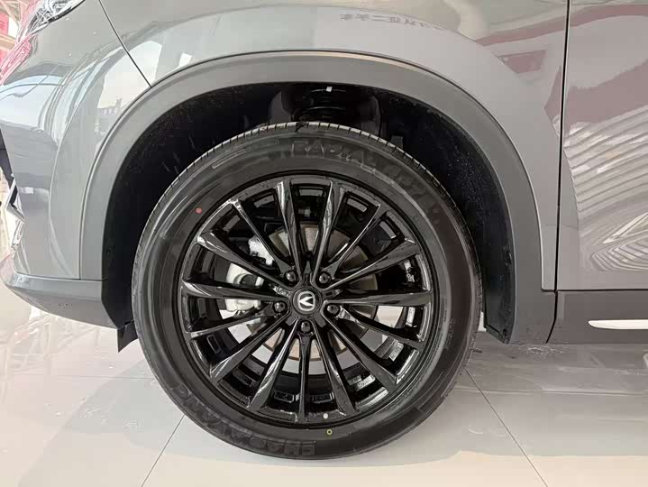 Changan CS75 2026 2026款 PRO 1.5T DCT 尊享型 7座