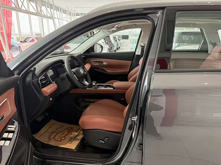 Changan CS75 2026 2026款 PRO 1.5T DCT 尊享型 7座