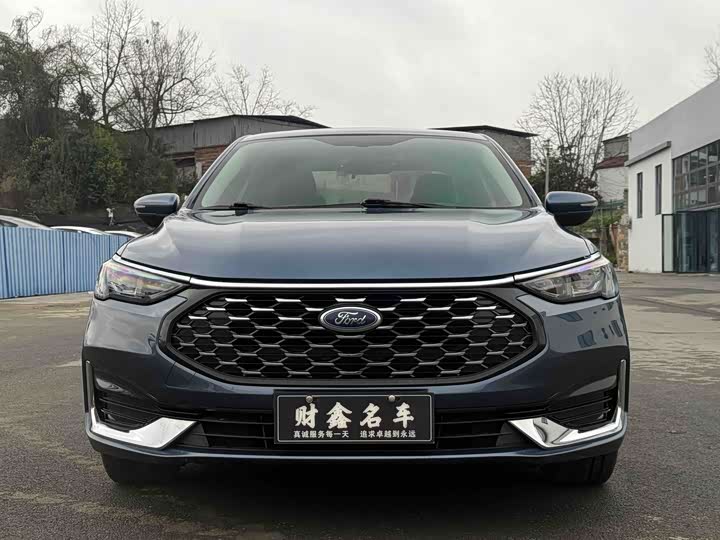 2021 Ford Escort