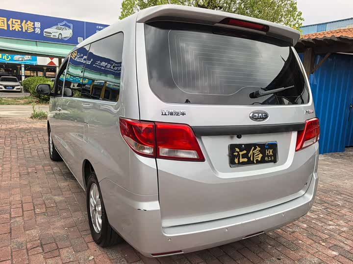 JAC Refine M4 2022 2022款 2.0TGDI 自动商旅版