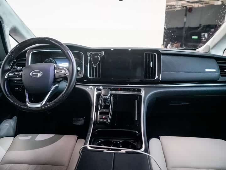 Photo 8 - GAC Trumpchi M8