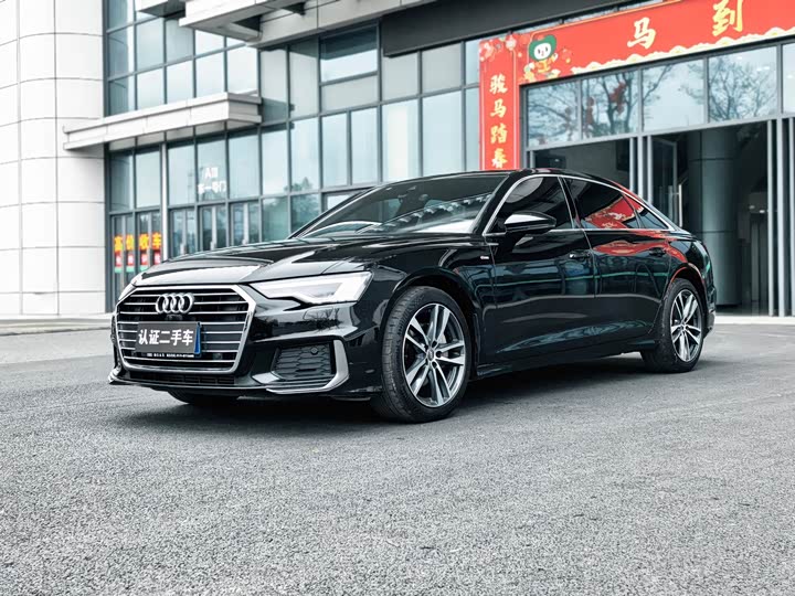 Фото 1 - Audi A6L