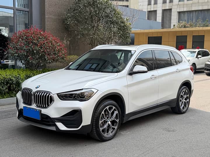 Zdjęcie 1 - BMW X1