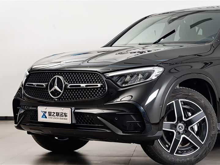 2025 Mercedes-Benz GLC-Class Coupe