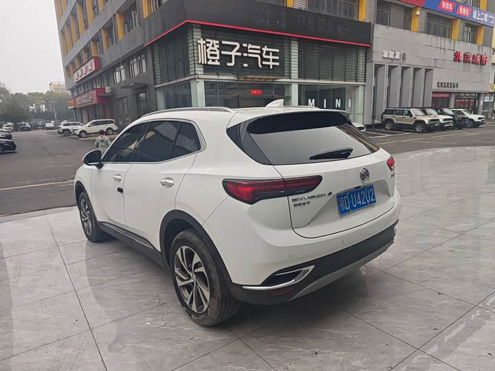 Фото 2 - Buick Envision Plus
