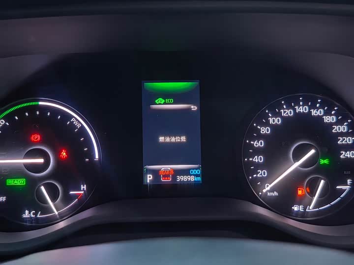 Photo 6 - Toyota Sienna