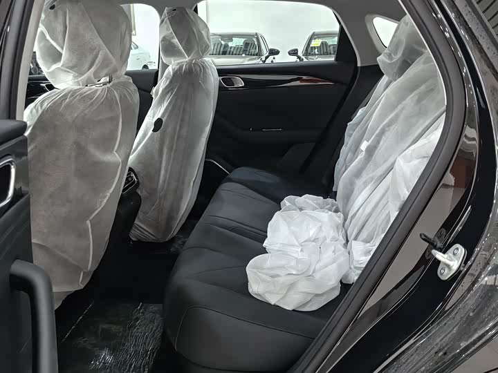 Geely Galaxy Starshine 6 2026 2026款 125km远航版