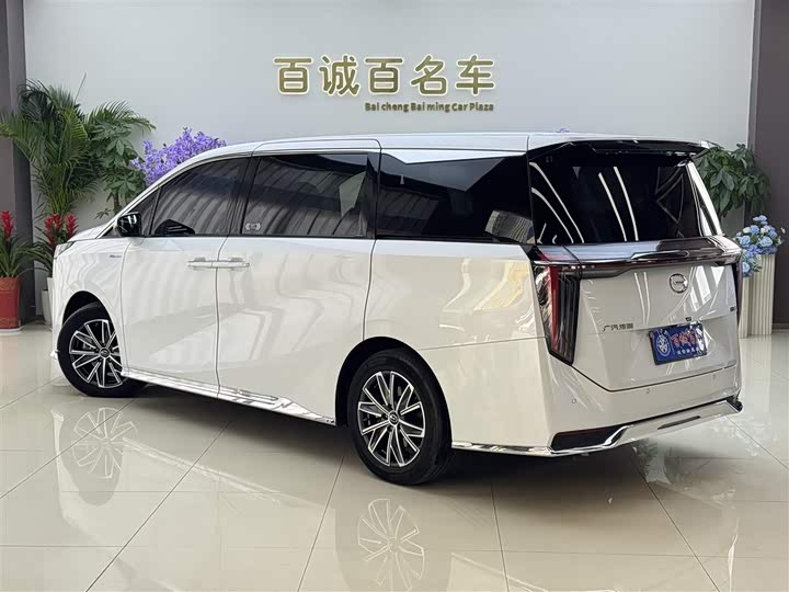GAC Trumpchi M8 2024 2024款 大师系列 400T 至尊版