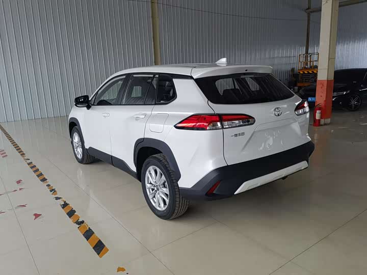 Toyota Corolla Cross 2026 2026款 2.0L 先锋版