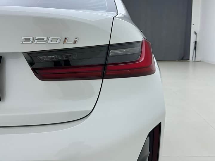 Zdjęcie 7 - BMW 3 Series