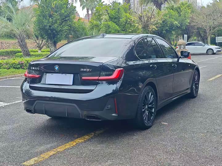 Фото 9 - BMW 3 Series
