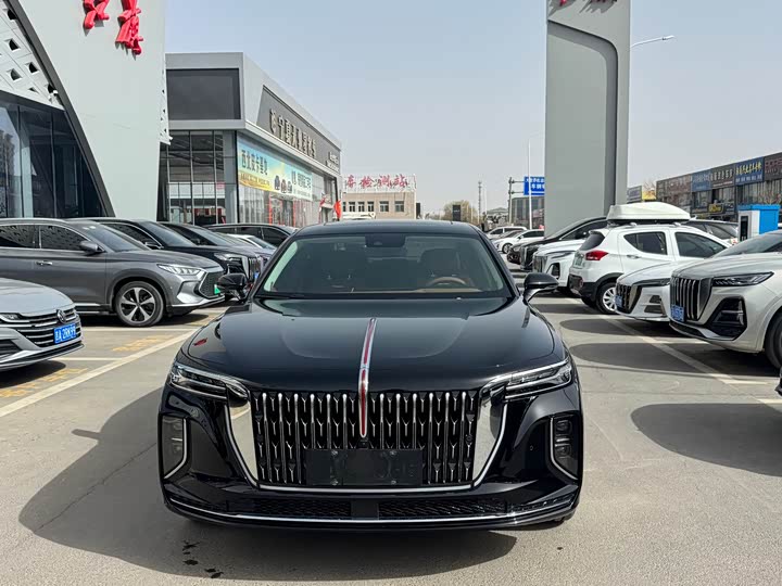 2025 Hongqi H9