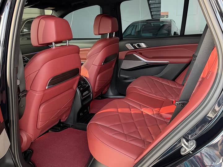 Фото 8 - BMW X5