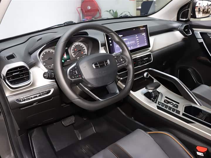 Geely Coolray 2023 2023款 1.5T DCT铂金版