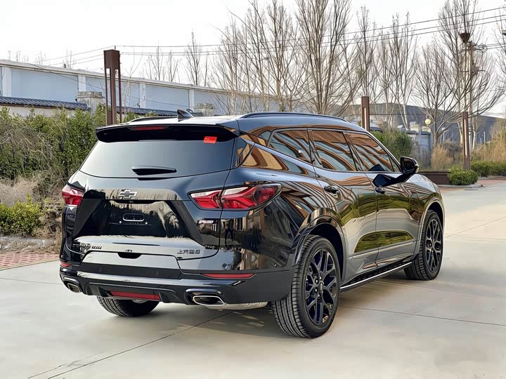 Фото 9 - Chevrolet Blazer