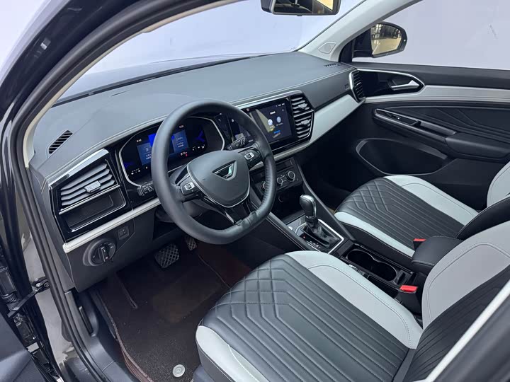 Jetta VS7 2024 2024款 千里江山 280TSI 自动荣耀版