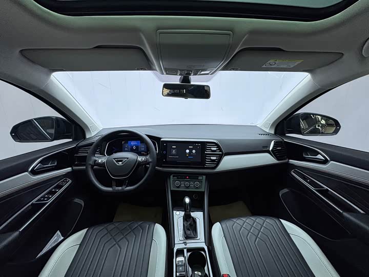 Jetta VS7 2024 2024款 千里江山 280TSI 自动荣耀版