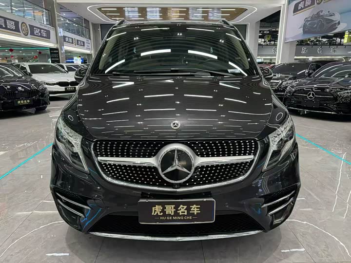 Фото 2 - Mercedes-Benz V-Class