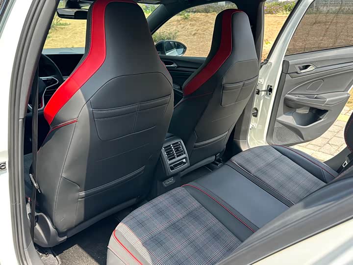 Volkswagen Golf GTI 2021 2021款 改款 380TSI DSG GTI
