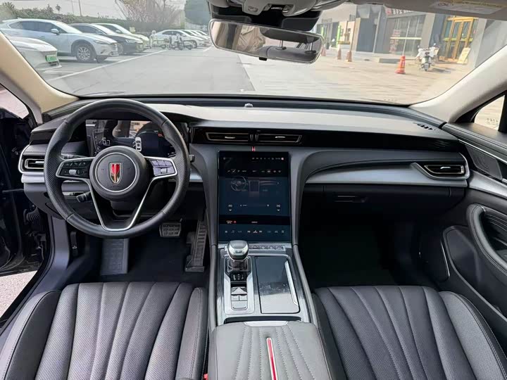 Zdjęcie 9 - Hongqi H5