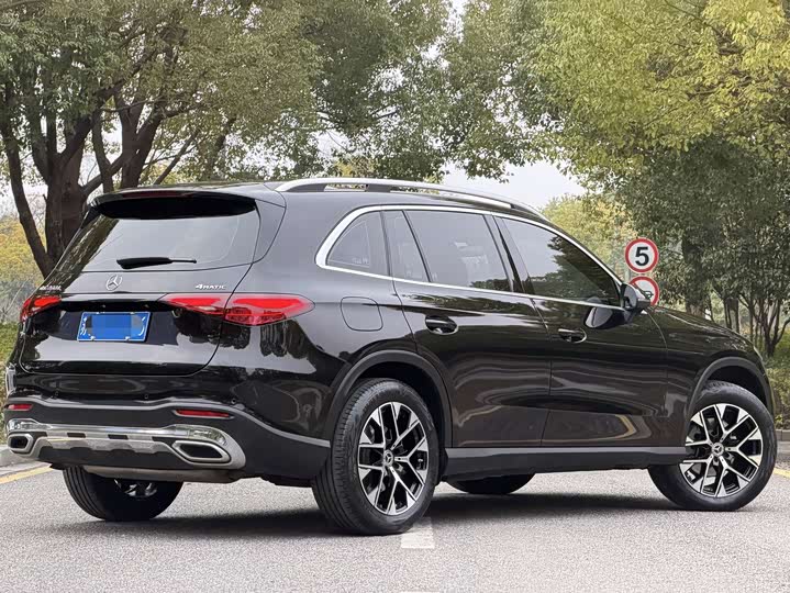 Фото 4 - Mercedes-Benz GLC-Class