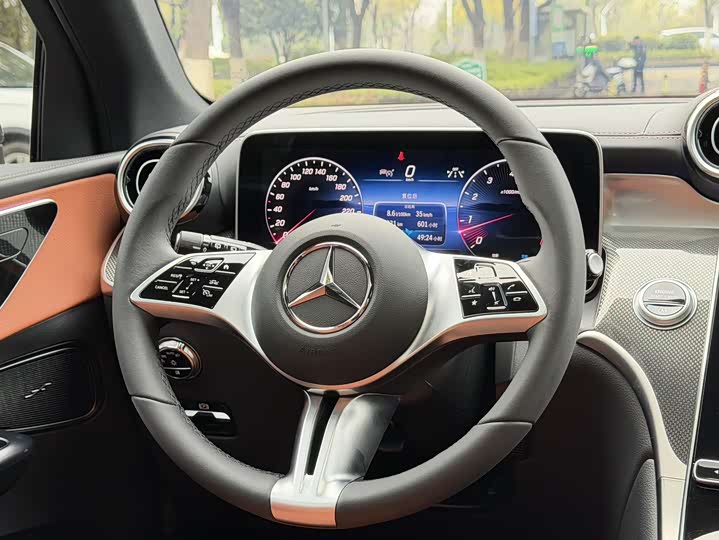 Фото 7 - Mercedes-Benz GLC-Class