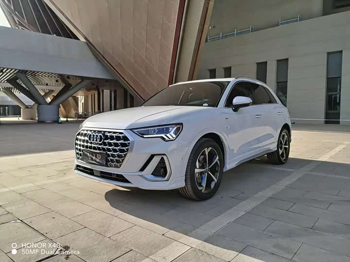 2025 Audi Q3
