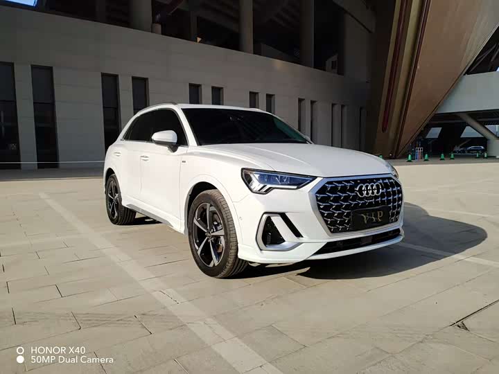 2025 Audi Q3