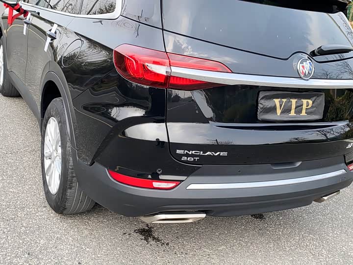 Фото 8 - Buick Enclave