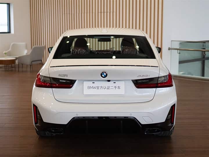 BMW 3 Series 2025 2025款 330i M运动曜夜套装