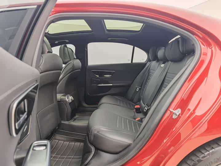 Фото 5 - Mercedes-Benz C-Class